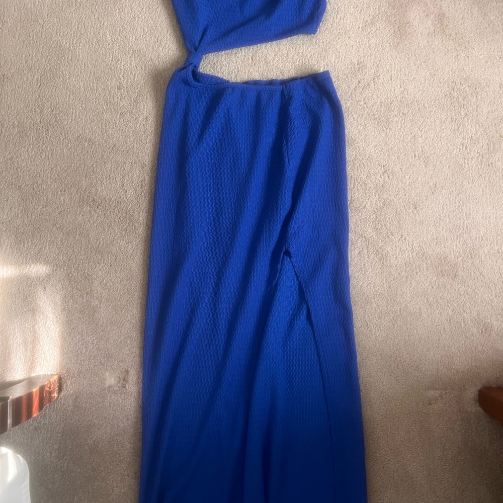 Elegant Blue Maxi Dress